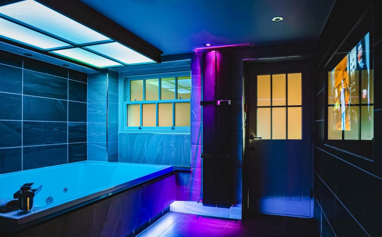 Church Suites By The Cranleigh Boutique ボウネス＝オン＝ウィンダミア エクステリア 写真