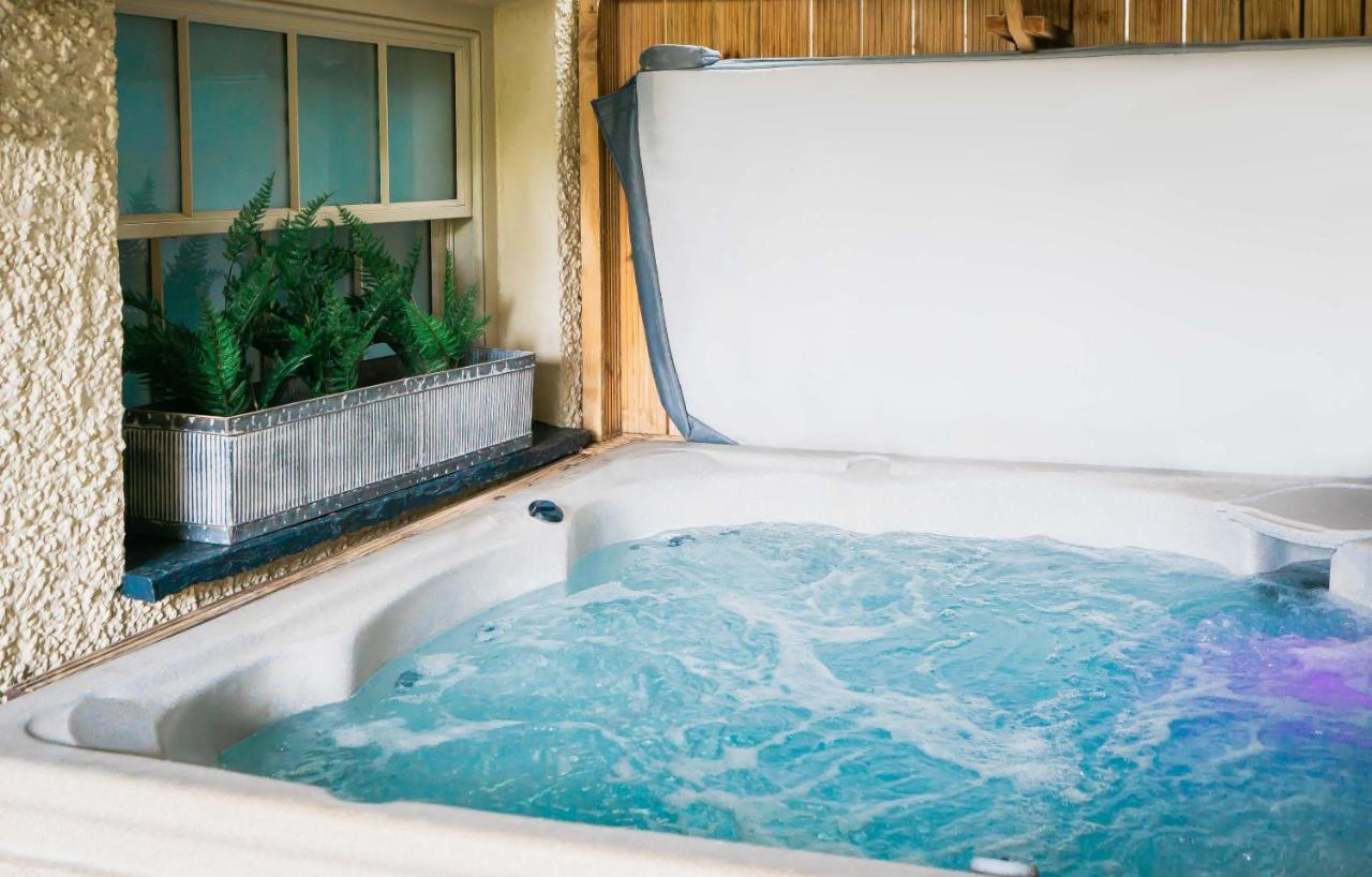 Church Suites By The Cranleigh Boutique ボウネス＝オン＝ウィンダミア エクステリア 写真