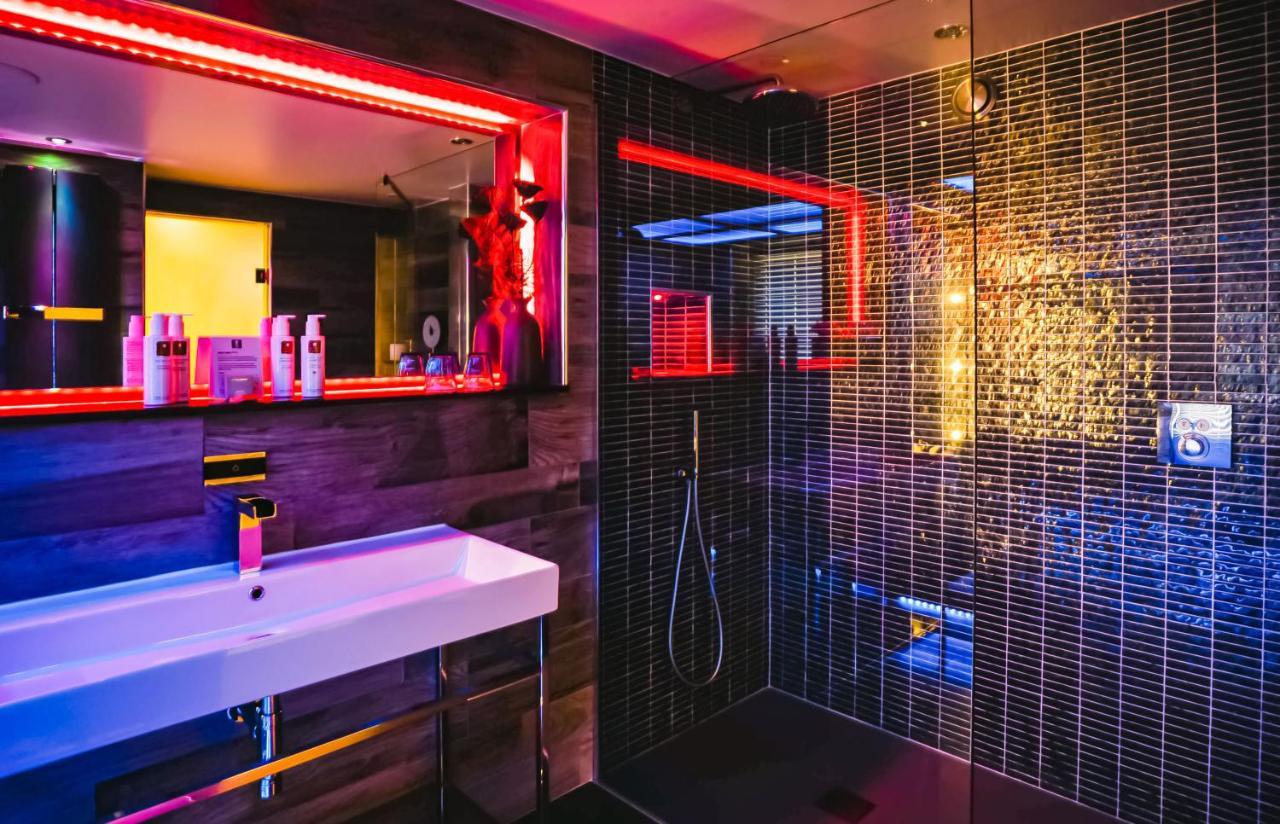 Church Suites By The Cranleigh Boutique ボウネス＝オン＝ウィンダミア エクステリア 写真